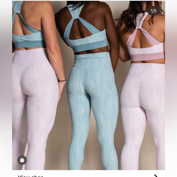 P’tula sports bra EUC - Picture 2 of 6